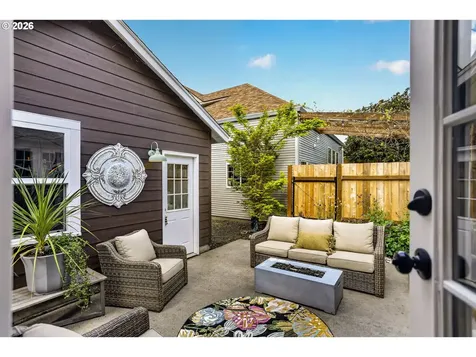 815 SE 2nd Avenue Camas WA 98607
