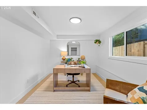 17855 Deerbrush Avenue Lake Oswego OR 97035