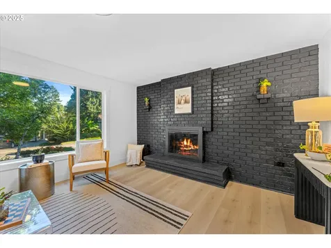 17855 Deerbrush Avenue Lake Oswego OR 97035