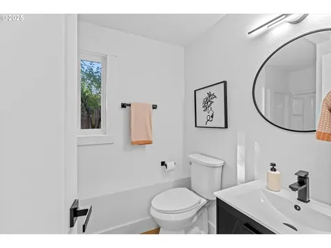 17855 Deerbrush Avenue Lake Oswego OR 97035