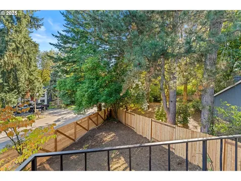 17855 Deerbrush Avenue Lake Oswego OR 97035