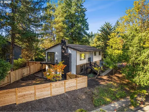 17855 Deerbrush Avenue Lake Oswego OR 97035