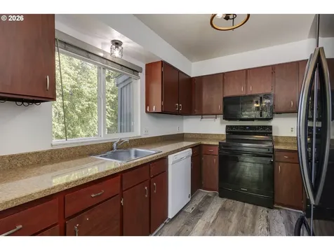 24011 NE Treehill Drive Wood Village OR 97060