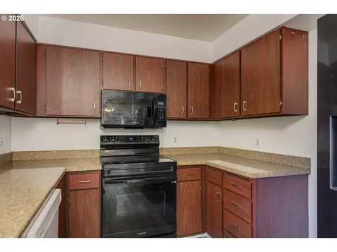 24011 NE Treehill Drive Wood Village OR 97060
