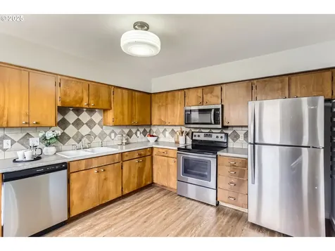2809 E 27th Street Vancouver WA 98661