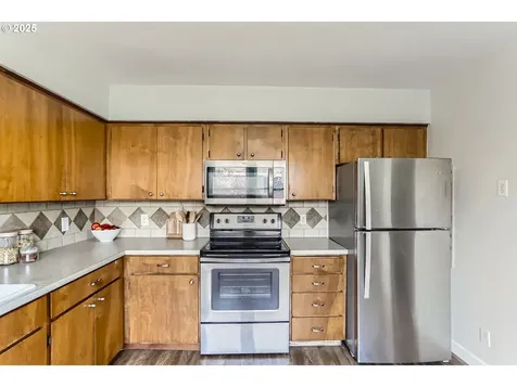 2809 E 27th Street Vancouver WA 98661