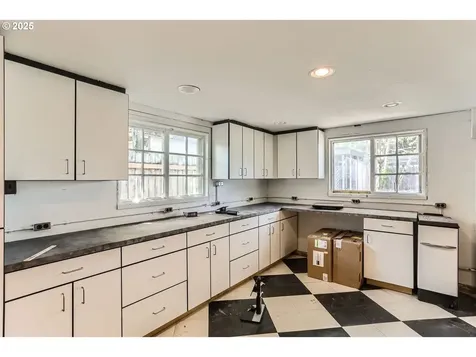 2809 E 27th Street Vancouver WA 98661