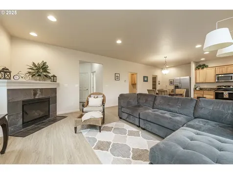 10818 NE 103rd Street Vancouver WA 98662