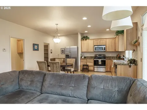 10818 NE 103rd Street Vancouver WA 98662