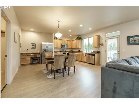 10818 NE 103rd Street Vancouver WA 98662