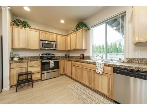 10818 NE 103rd Street Vancouver WA 98662