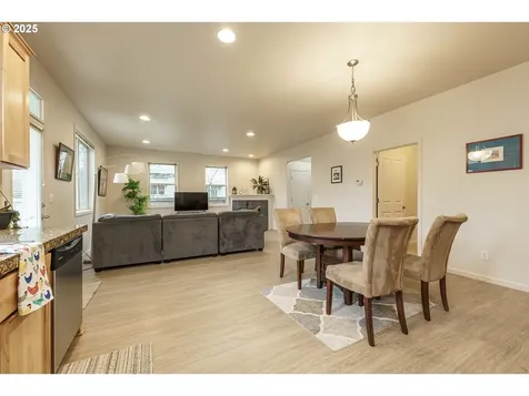 10818 NE 103rd Street Vancouver WA 98662