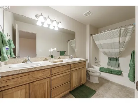 10818 NE 103rd Street Vancouver WA 98662