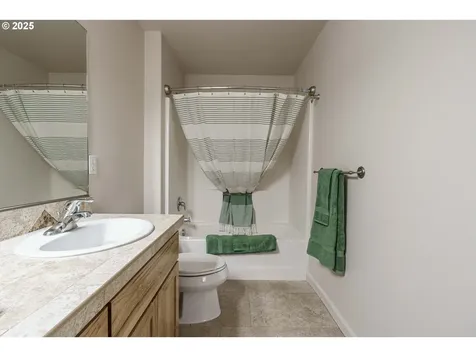 10818 NE 103rd Street Vancouver WA 98662