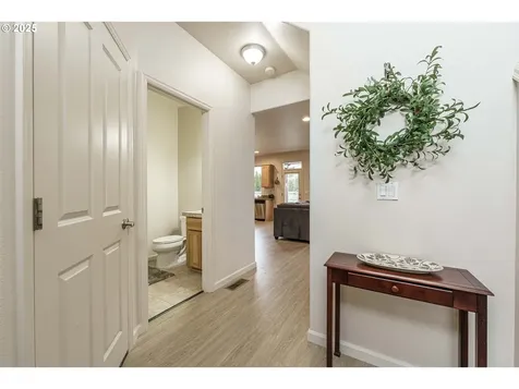 10818 NE 103rd Street Vancouver WA 98662