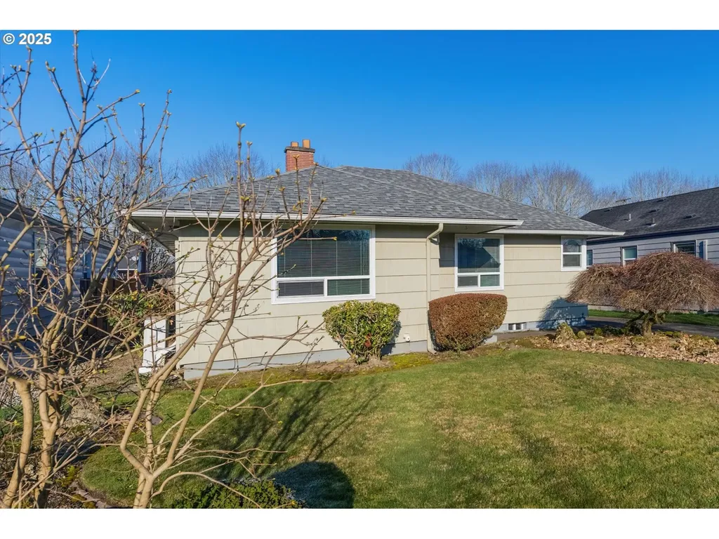 621 25th Avenue Longview WA 98632