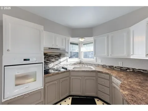 621 25th Avenue Longview WA 98632