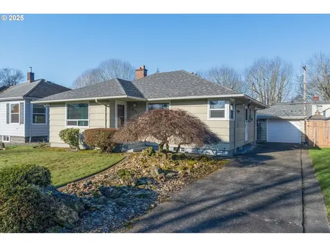 621 25th Avenue Longview WA 98632