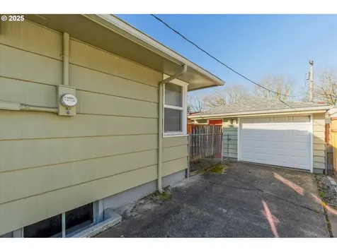 621 25th Avenue Longview WA 98632