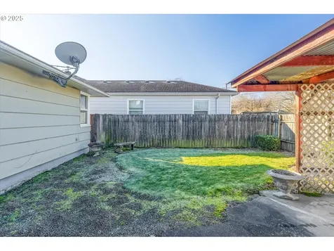 621 25th Avenue Longview WA 98632