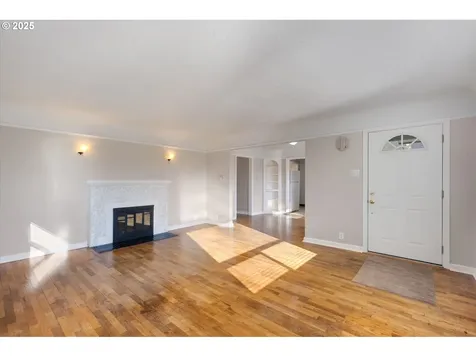 621 25th Avenue Longview WA 98632