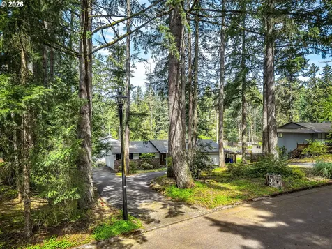 16695 S Annette Drive Oregon City OR 97045