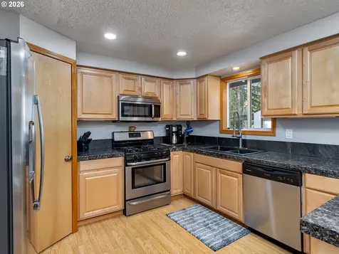 16695 S Annette Drive Oregon City OR 97045