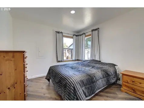 1210 W 24th Street Vancouver WA 98660