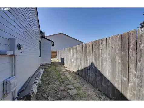 1210 W 24th Street Vancouver WA 98660