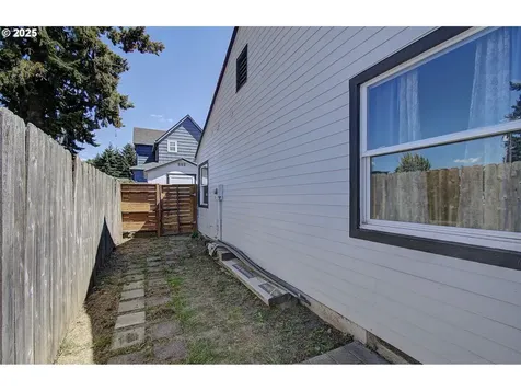 1210 W 24th Street Vancouver WA 98660