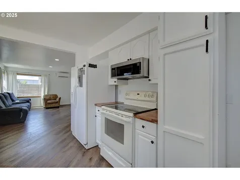 1210 W 24th Street Vancouver WA 98660