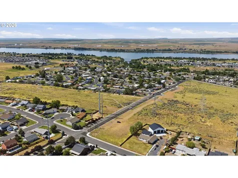 311 Pine Tree Avenue Umatilla OR 97882