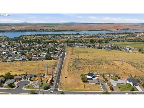 311 Pine Tree Avenue Umatilla OR 97882