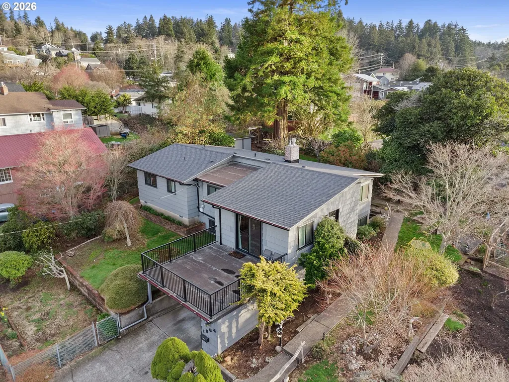 1864 4th Street Astoria OR 97103