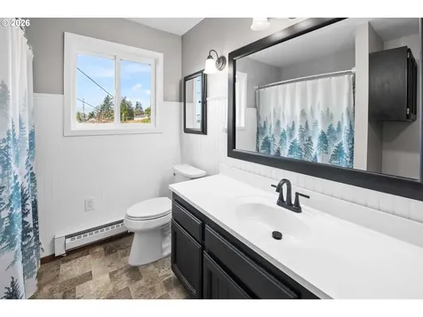 1864 4th Street Astoria OR 97103