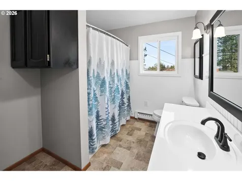 1864 4th Street Astoria OR 97103