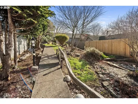 1864 4th Street Astoria OR 97103