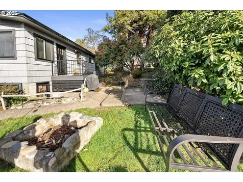 1864 4th Street Astoria OR 97103