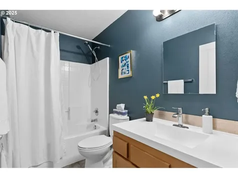2167 NE Sheffield Avenue Beaverton OR 97006