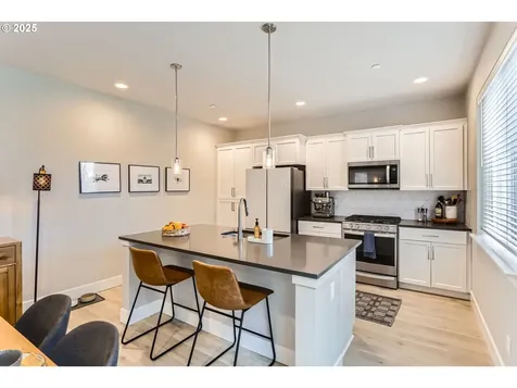 8574 SW 176th Avenue Beaverton OR 97007