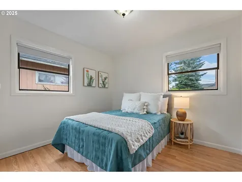 7211 SE 84th Avenue Portland OR 97266