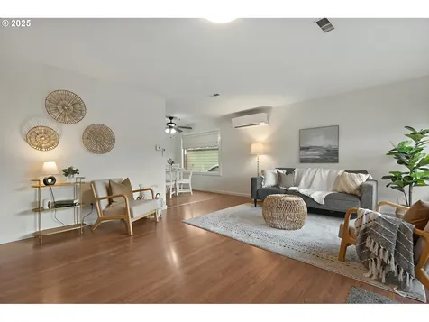 7211 SE 84th Avenue Portland OR 97266