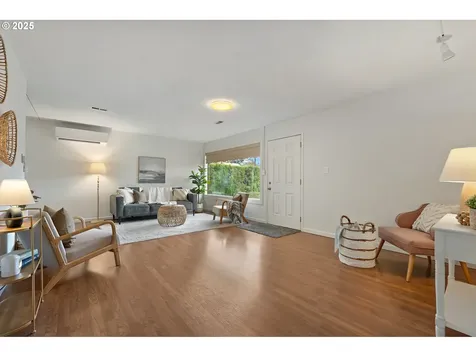 7211 SE 84th Avenue Portland OR 97266