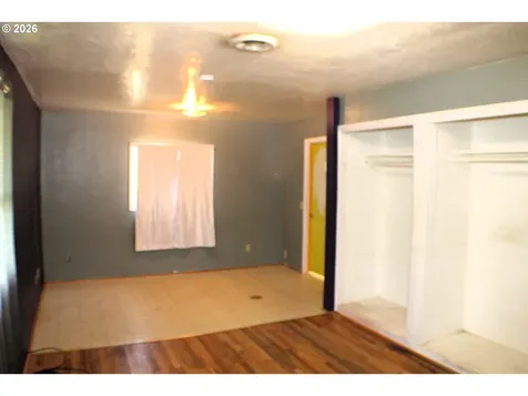 309 N Old Pacific Highway Myrtle Creek OR 97457