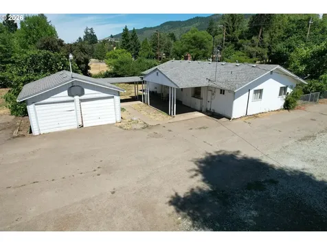 309 N Old Pacific Highway Myrtle Creek OR 97457