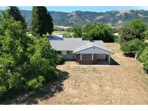 309 N Old Pacific Highway Myrtle Creek OR 97457