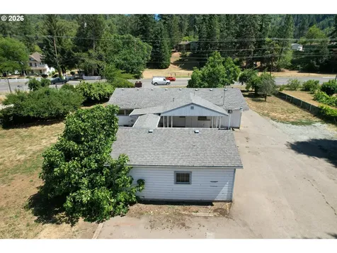 309 N Old Pacific Highway Myrtle Creek OR 97457