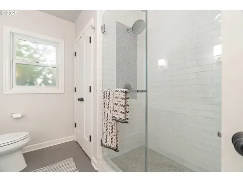 6328 SW Brugger Street Portland OR 97219