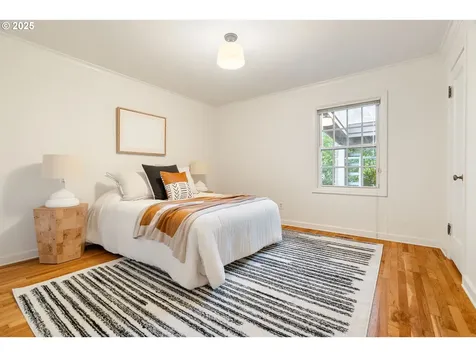 6328 SW Brugger Street Portland OR 97219