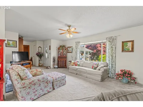 1707 View Street Myrtle Point OR 97458